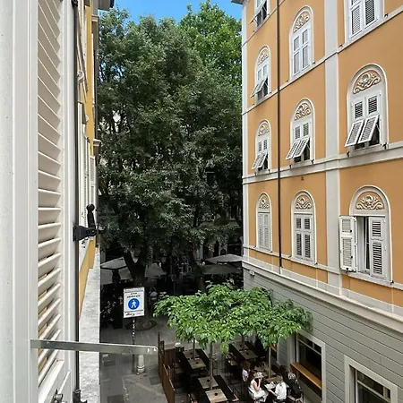 Luxury In Stile Moderno * Трієст