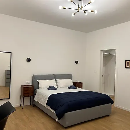 Luxury In Stile Moderno 公寓 的里雅斯特