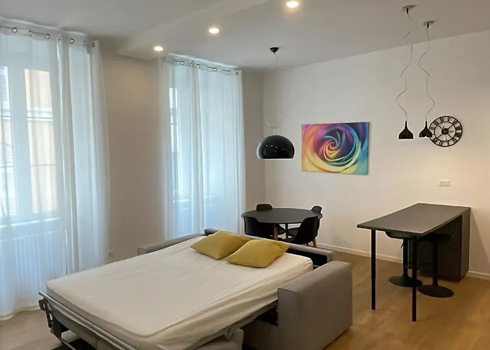 Luxury In Stile Moderno Trieste